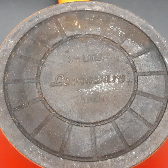 Levcoware Cast Iron Enamel Pot - Picture 10 of 11